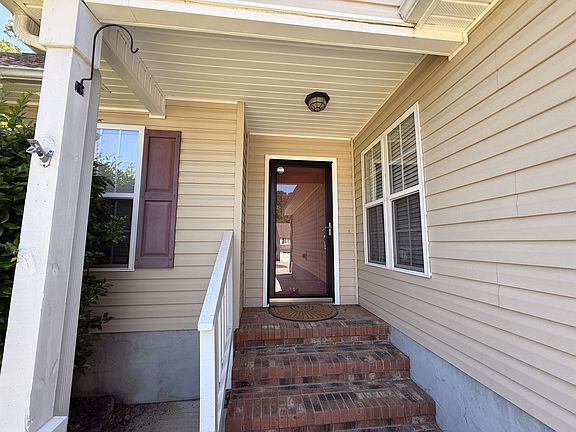 2nd image of 145 Broadleaf Dr
