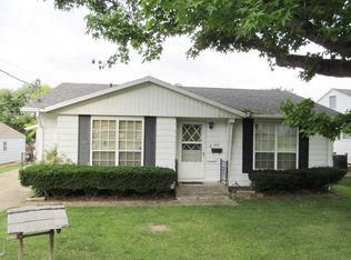 404 Lewis Ave, Lawrenceville, IL 62439