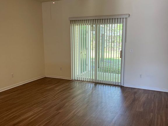 5th image of 4615 McClelland Dr Unit 102
