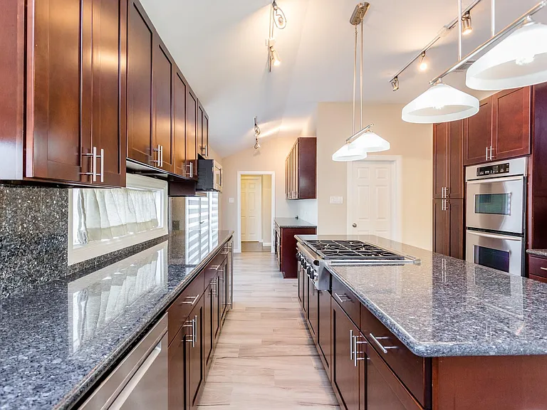3006 Conway St — Photo 13