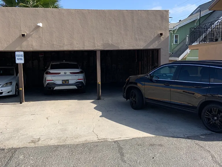 2282 Walnut Ave #C — Photo 3