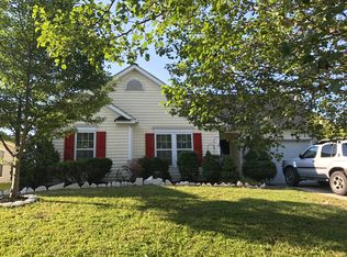 6013 Lawnmeadow Dr, Charlotte, NC 28216