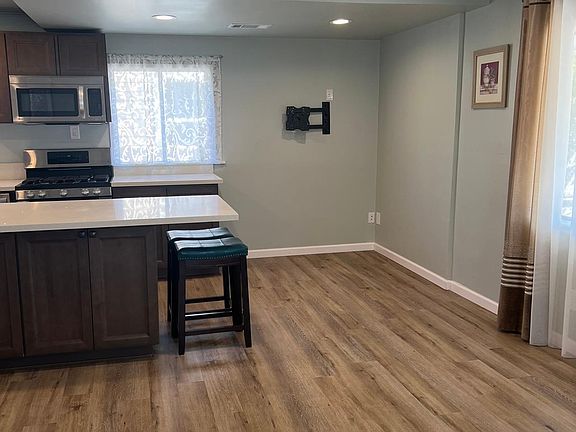 3rd image of 165 El Medio St