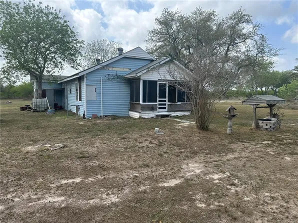 115 Ryan Rd, Refugio, TX 78377