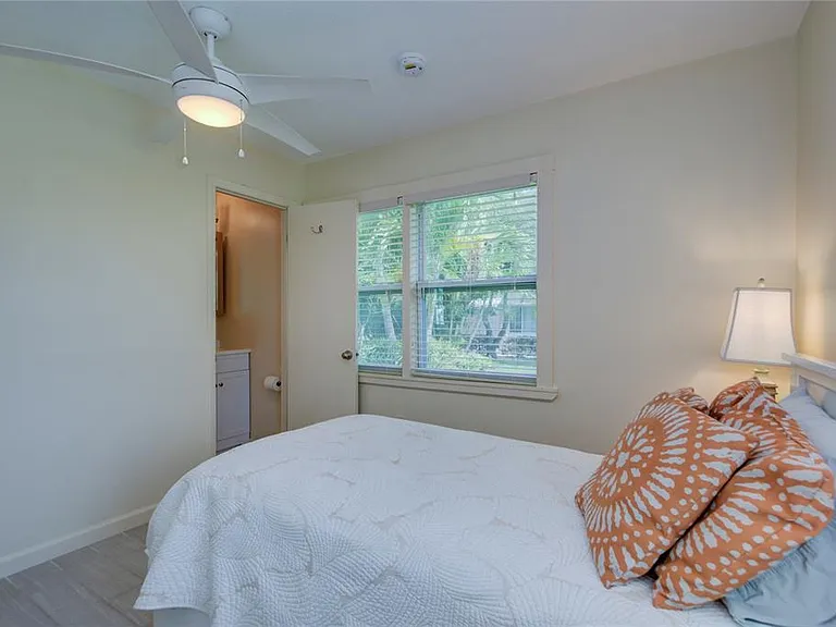 3200 W De Bazan Ave — Photo 18