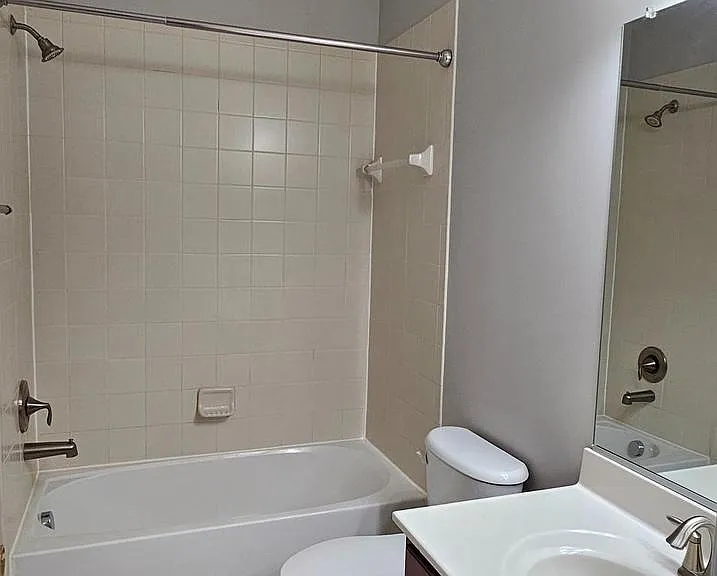 311 Prestwick Ln — Photo 12