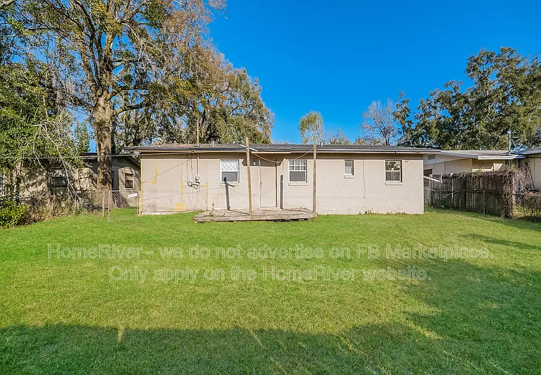 200 Fanfair Ave — Photo 14