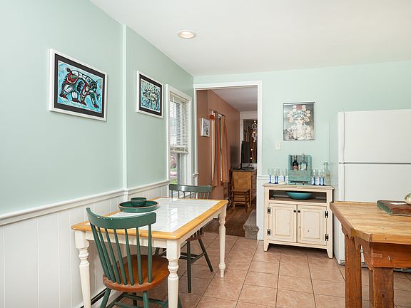 5th image of 440 Pine St