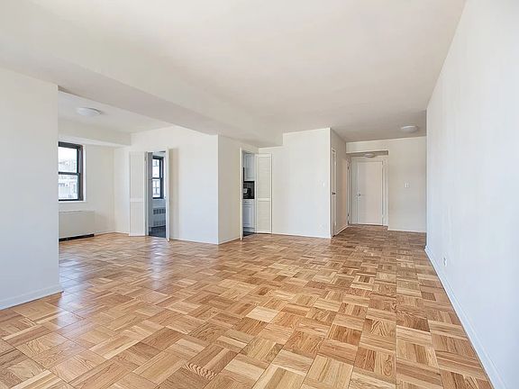 3rd image of 305 E 86th St APT 19HW
