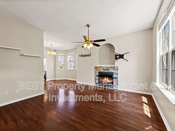 3rd image of 8130 Kings Creek Dr