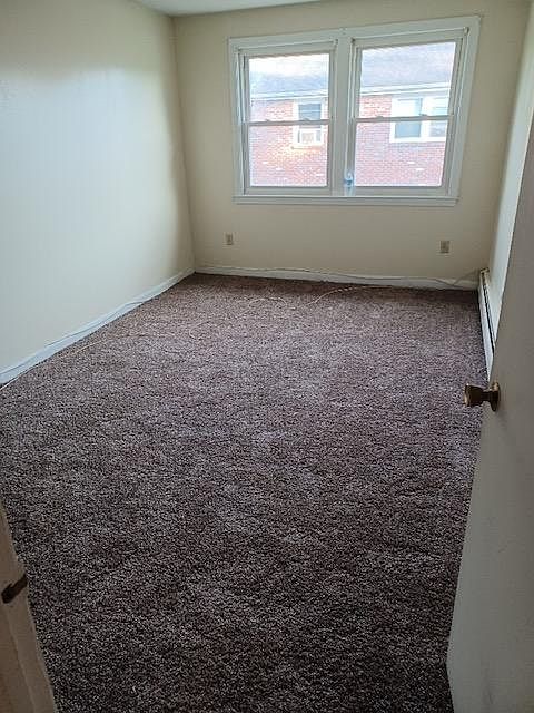 2nd image of 21 Horne St