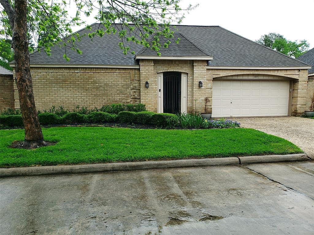 323 W Champions Colo #III