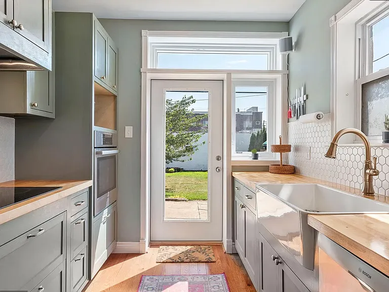 1109 E Wilt St — Photo 15