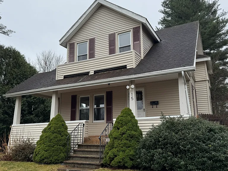 15 Brandon Ave — Photo 1