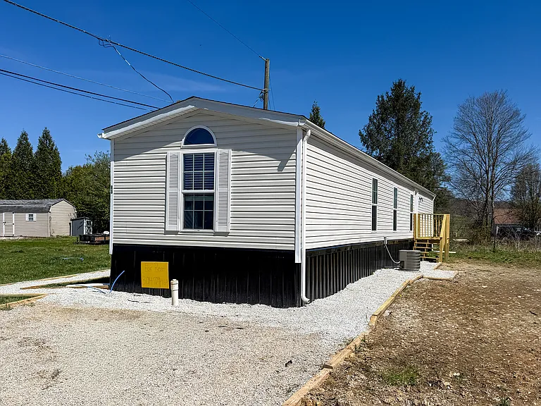 83 Richardson Ln — Photo 15