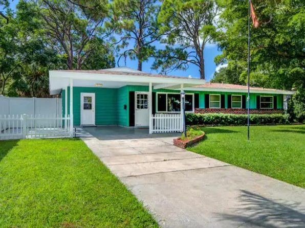 2722 Bruce Ln, Sarasota, FL 34237