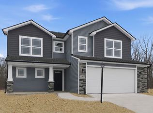 11967 Falcatta Dr, Fort Wayne, IN 46845