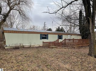 2530 Rosemary Ln, Mount Pleasant, MI 48858