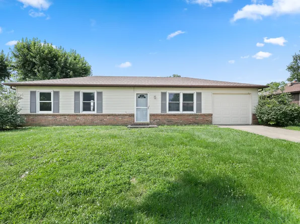 8824 N Miami Ridge Rd, Columbus, IN 47201