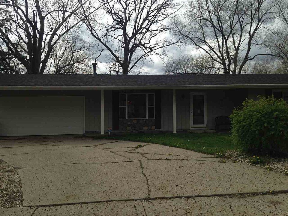 1st image of 1412 Illini Dr