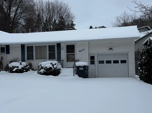 601 Demong Dr, Syracuse, NY 13214