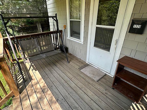 3rd image of 1320 Rosella St