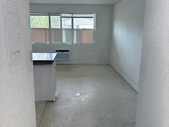 2nd image of 227 W Blue Heron Blvd APT 4