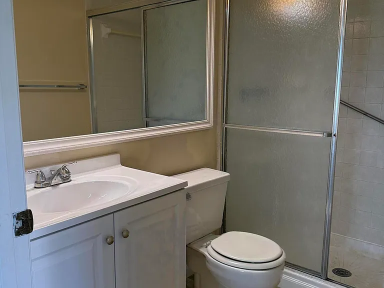 718 Sunny Pine Way #B1 — Photo 11