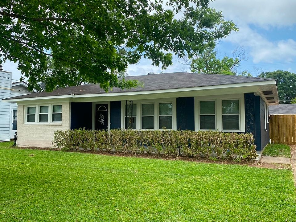 1st image of 4514 Akard Ave