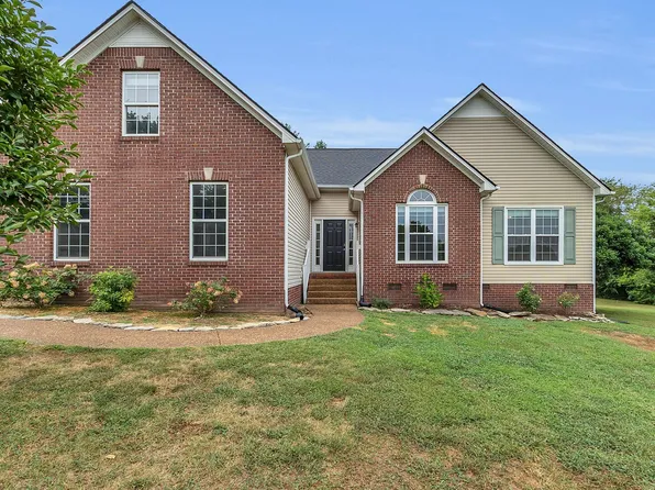 3708 Peacock Ct, Spring Hill, TN 37174