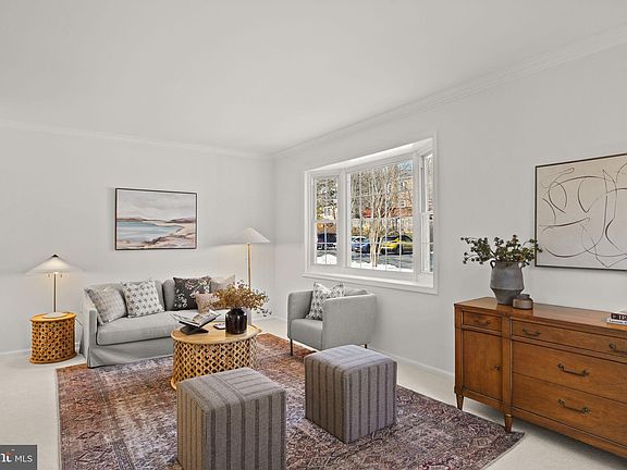2nd image of 8230 Clifton Farm Ct