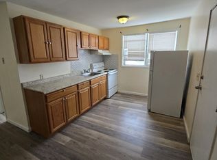 166 Winnikee Ave APT 2, Poughkeepsie, NY 12601