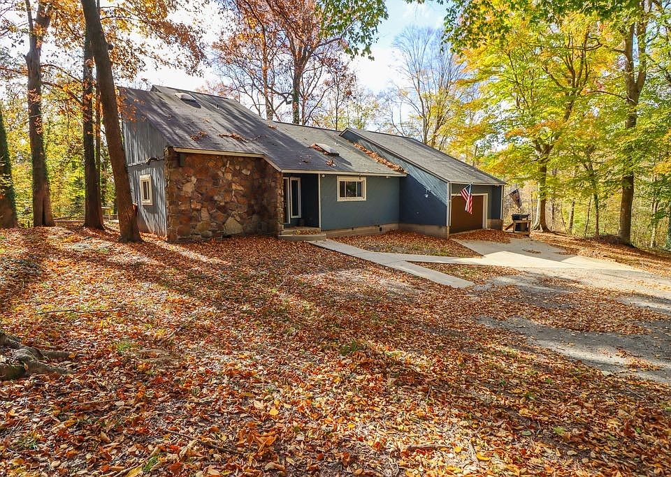 1st image of 205 Charles Martin Rd