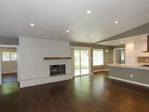 2nd image of 2007 Teakwood Dr