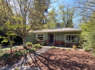 10849 12th Ave NE, Seattle, WA 98125