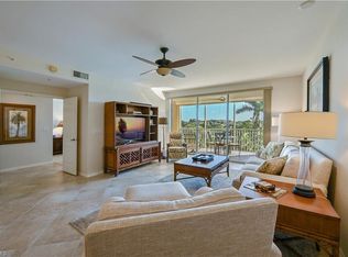 7671 Pebble Creek Cir APT 304, Naples, FL 34108