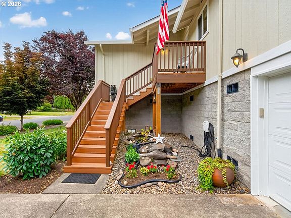 5th image of 1218 Heather Ln