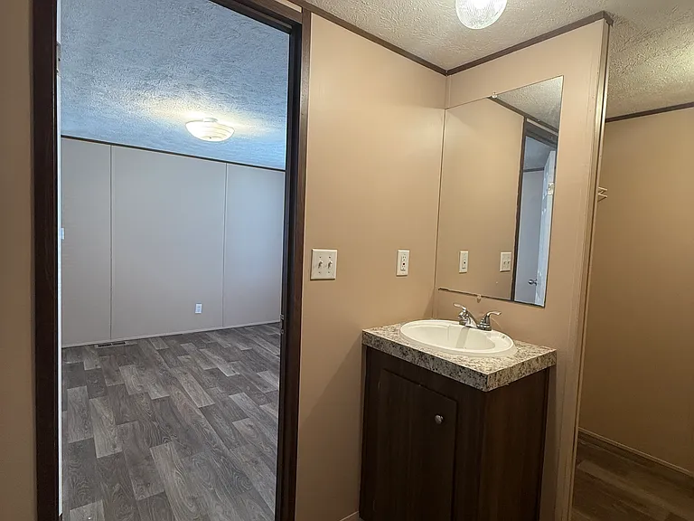 108 Fairground Rd #10 — Photo 10