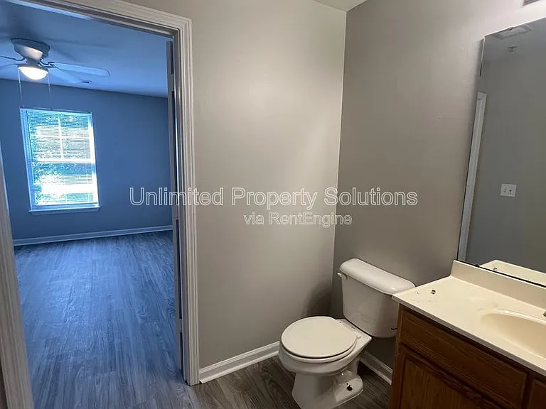 370 S Kerr Ave #303 — Photo 12