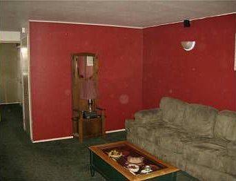 4th image of 24740 Mason St