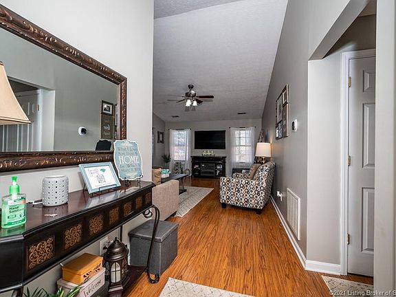 2nd image of 1202 Pebble Creek Dr