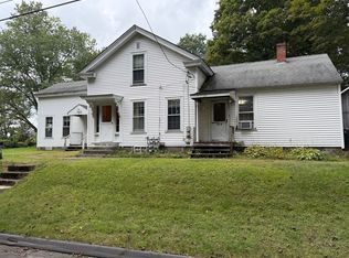 73 School St, Warren, MA 01083