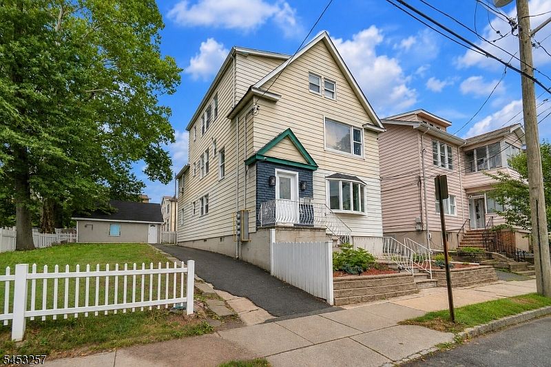 1st image of 75 Mount Prospect Ave