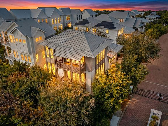 4th image of 239 Sand Oaks Cir