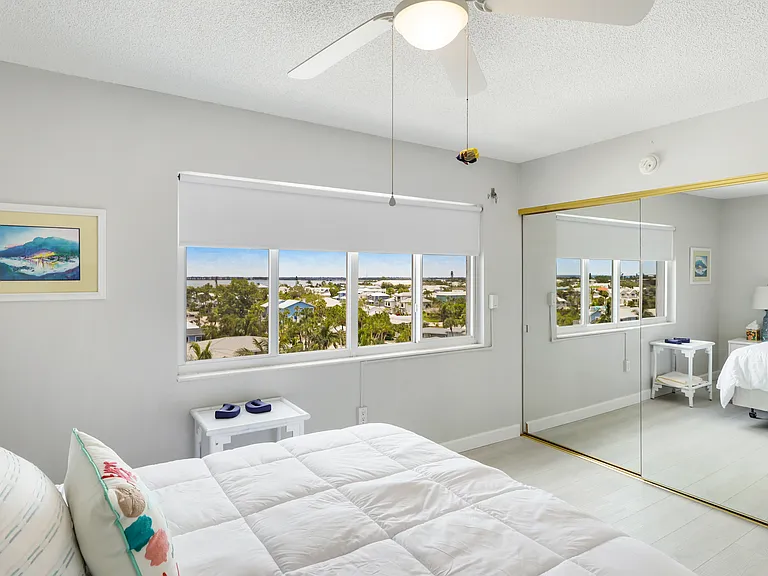 5200 Gulf Dr #608 — Photo 17