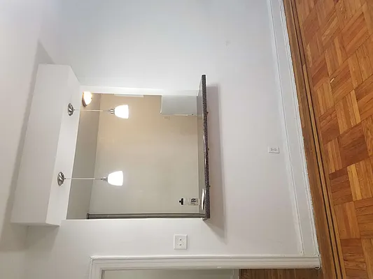 Rented by Supreme Plus Realty Group Inc | media 8