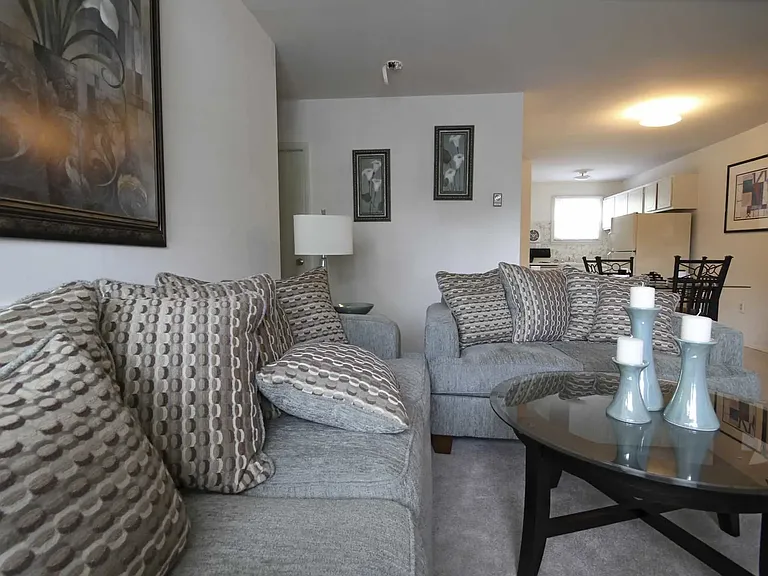 University Park Apartments — Photo 8