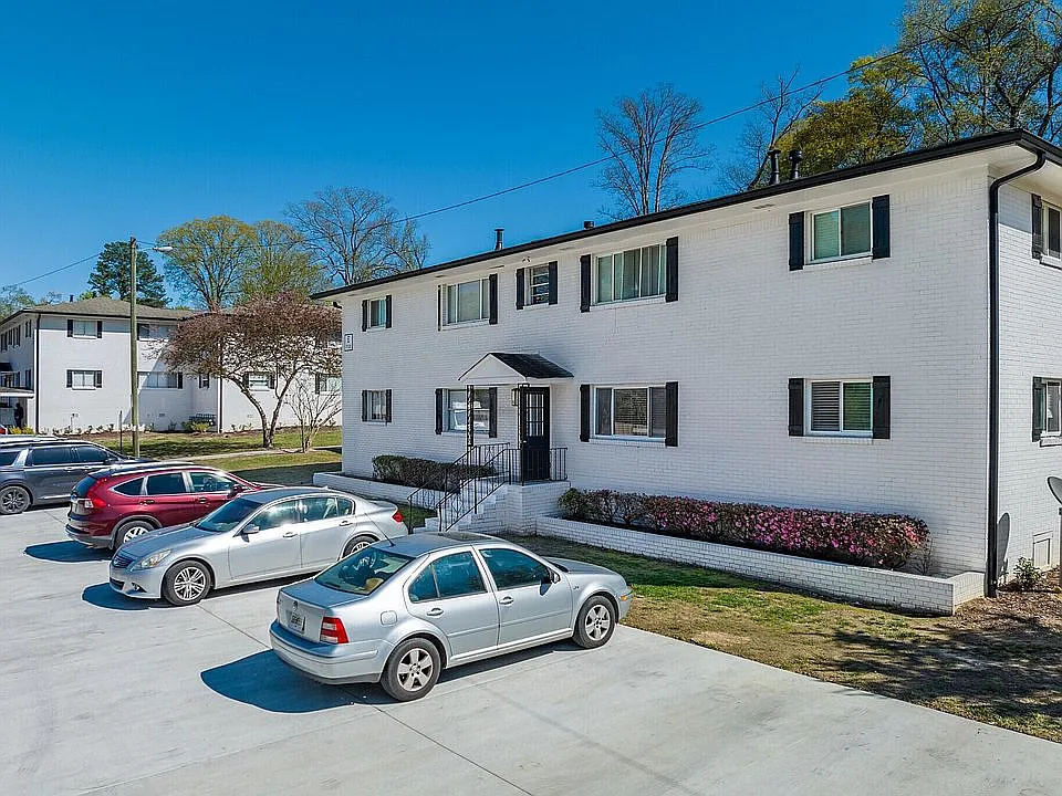 Enclave Oakhurst Village