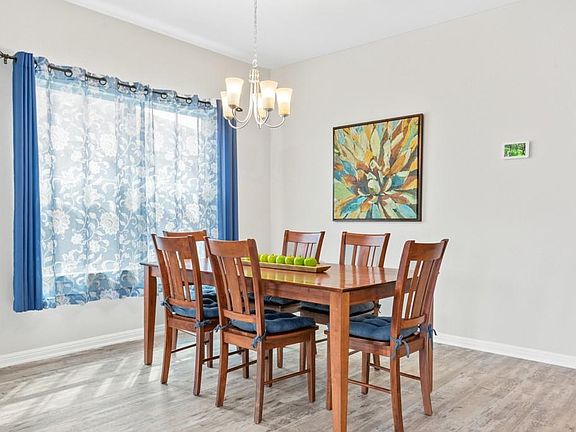 4th image of 2072 Port Ellen Dr