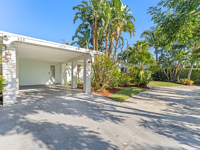 429 Inlet Rd — Photo 37